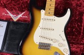 Fender 2020 Custom Shop 57 Stratocaster Journeyman Relic Hardtail Two Color Sunburst-3.jpg